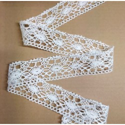 Linen lace, 4cm