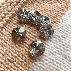 Button - diamond, 22mm